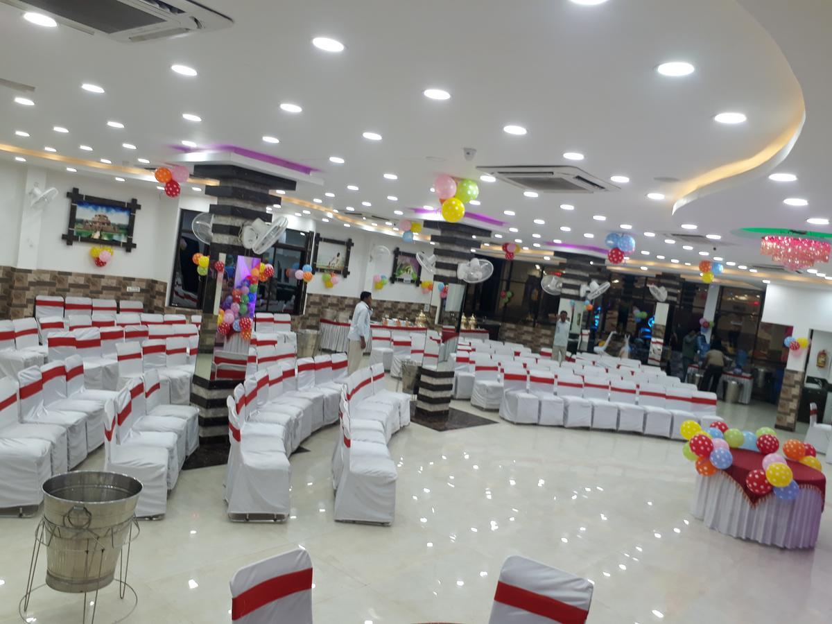 Hotel Natraj Sasaram Dış mekan fotoğraf